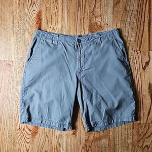 COLUMBIA Olive Green Shorts, Size 36 with 10 inch inseam